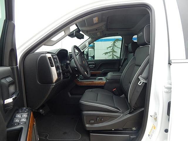 2018 Chevrolet Silverado 2500HD High Country - Photo 8
