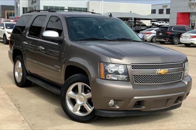 Used 2013 Chevrolet Tahoe LTZ with VIN 1GNSCCE00DR145817 for sale in Houston, TX