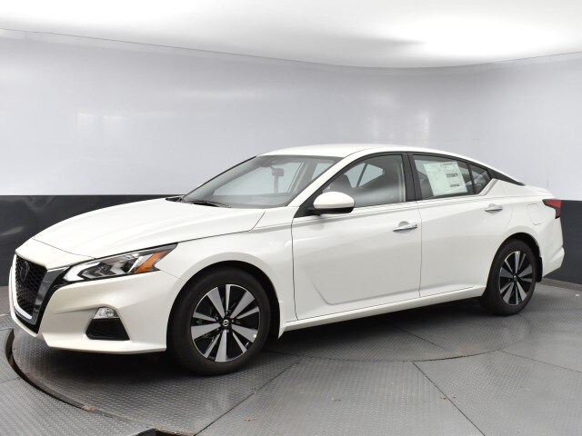 2022 Nissan Altima SV