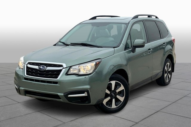 2017 Subaru Forester Premium's photo