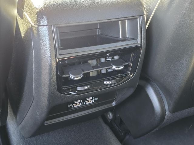 2023 Jeep Grand Cherokee Laredo - Photo 24