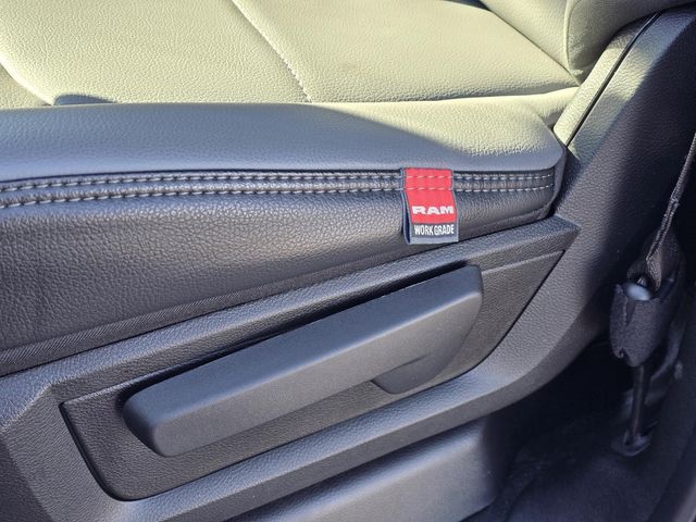 2026 RAM 2500 Tradesman - Photo 9