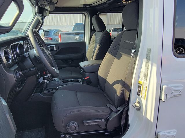 2023 Jeep Wrangler 4-Door Sahara - Photo 12
