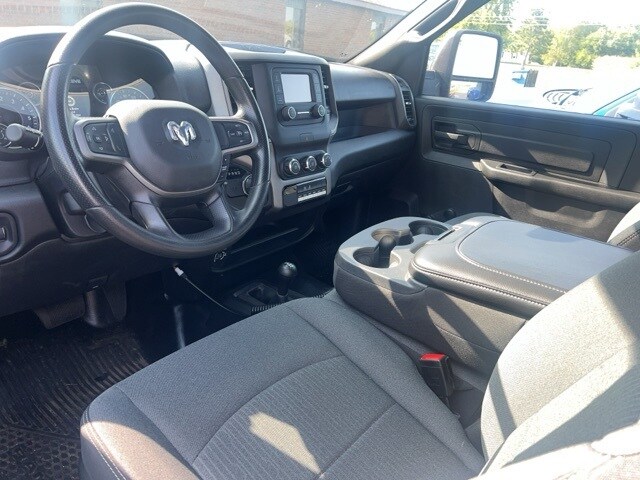 2023 Ram 2500 Tradesman photo 2