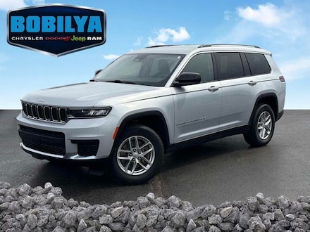 2022 Jeep Grand Cherokee L Laredo SUV