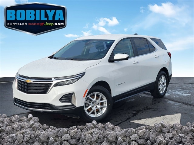 2024 Chevrolet Equinox LT's photo
