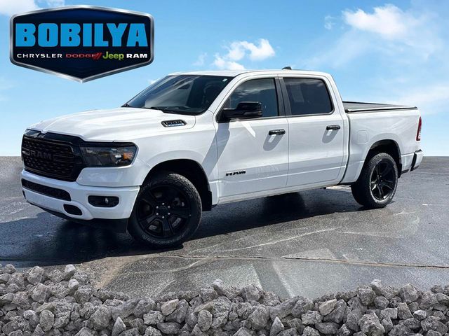 2023 RAM 1500 Big Horn/Lone Star 4x4 Crew Cab 5'7's photo
