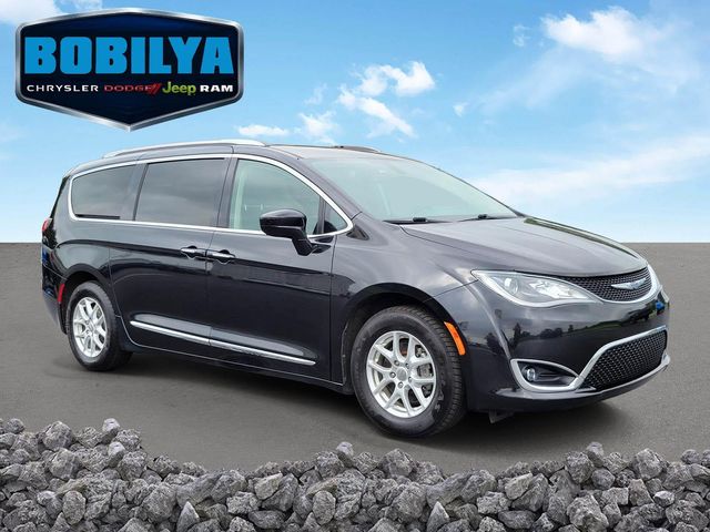 Used 2020 Chrysler Pacifica Touring L with VIN 2C4RC1BG7LR124999 for sale in Coldwater, MI