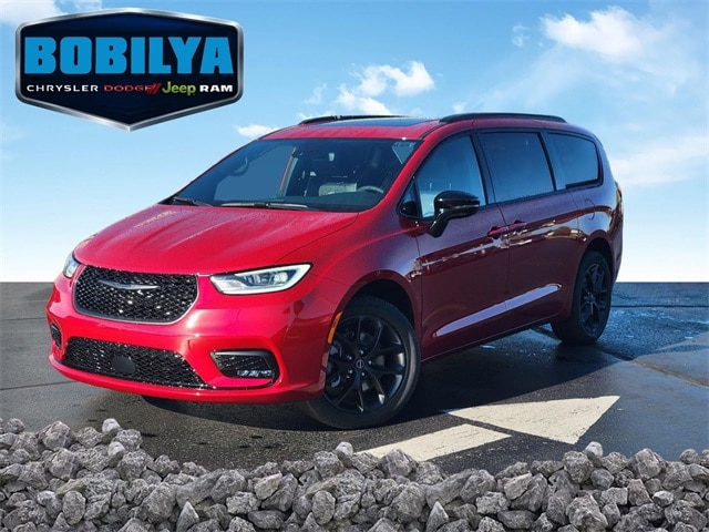 2026 Chrysler Pacifica Passenger Van 