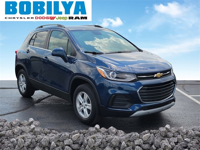 Used 2020 Chevrolet Trax LT with VIN KL7CJPSB7LB331889 for sale in Coldwater, MI