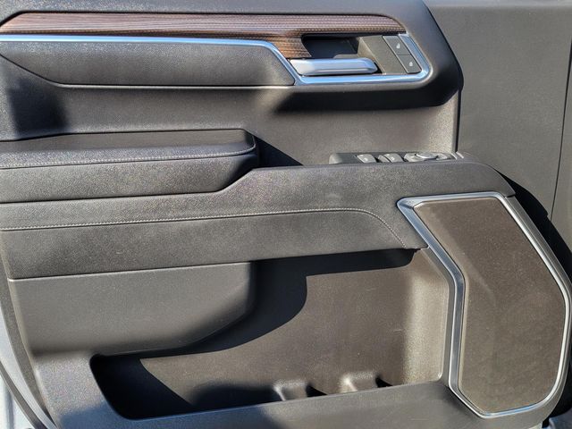 2023 Chevrolet Silverado 1500 LT - Photo 8