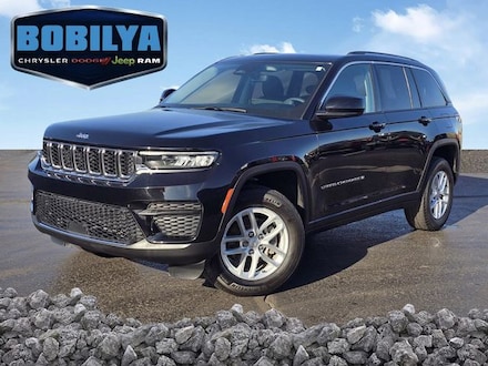 2023 Jeep Grand Cherokee Laredo SUV