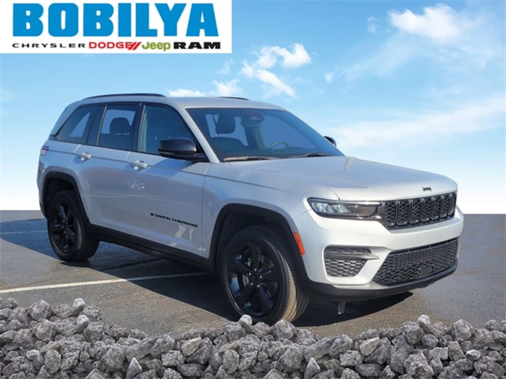 Used 2023 Jeep Grand Cherokee Altitude X SUV