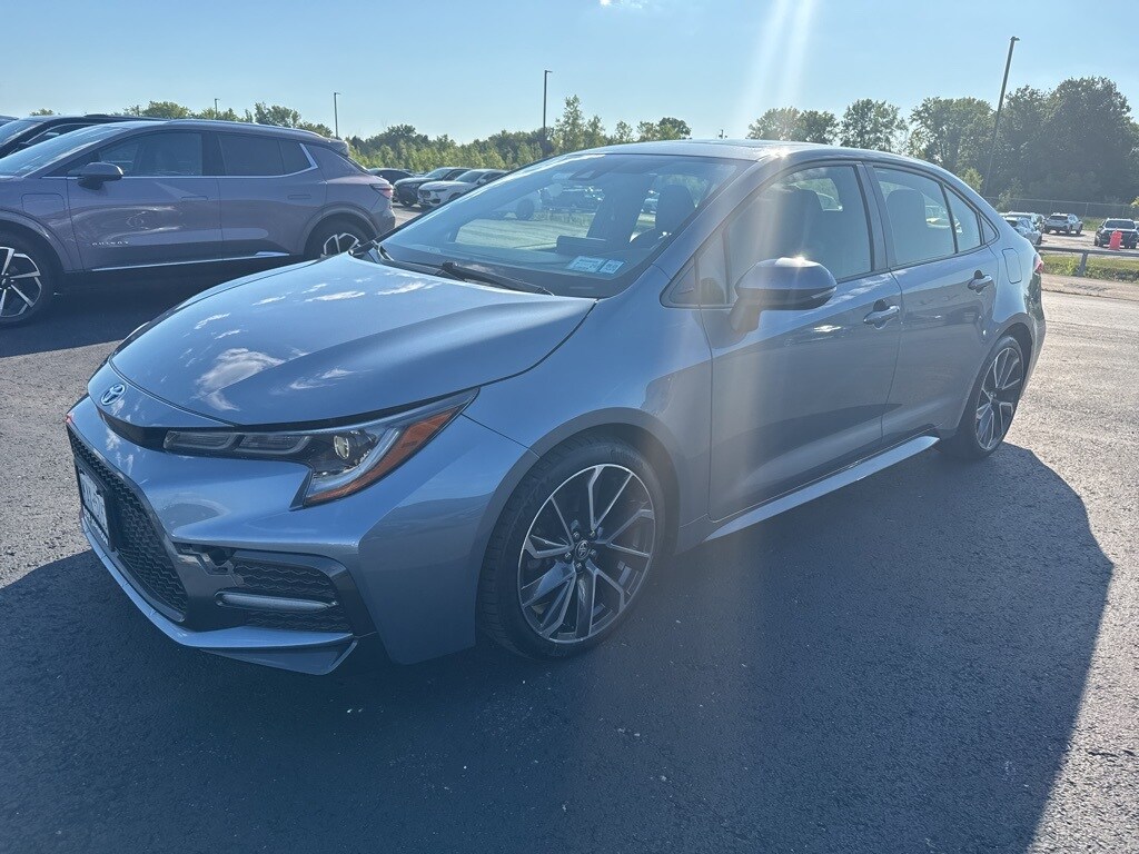 2020 Toyota Corolla SE photo 2