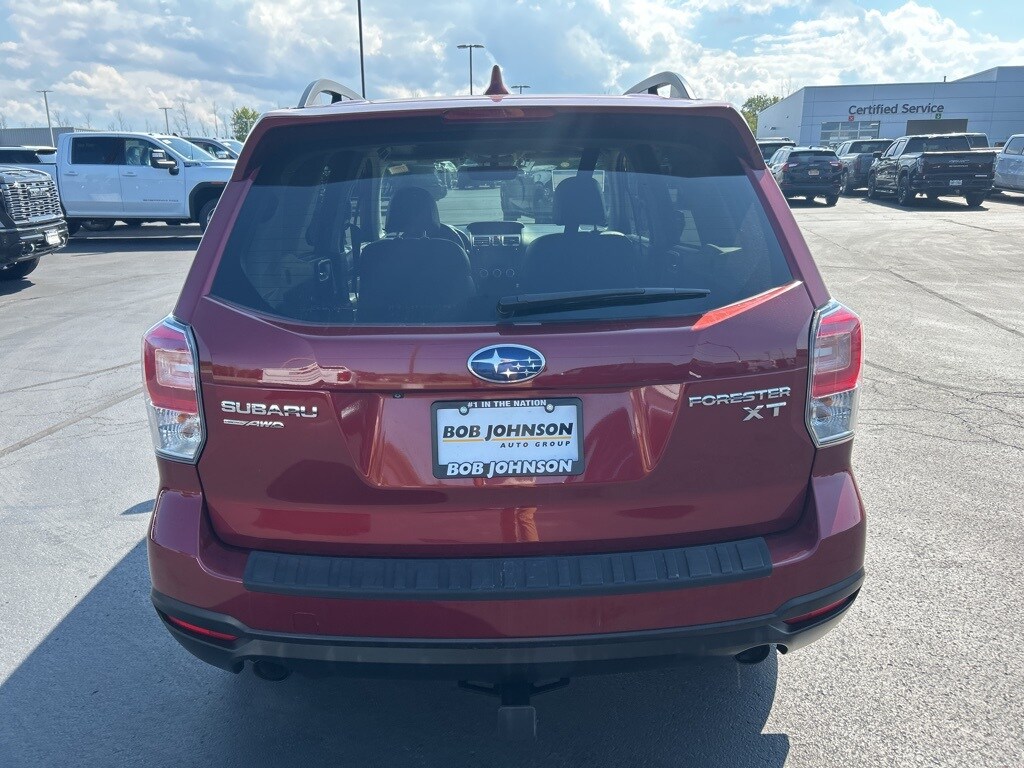 2017 Subaru Forester 2.0XT Touring photo 3