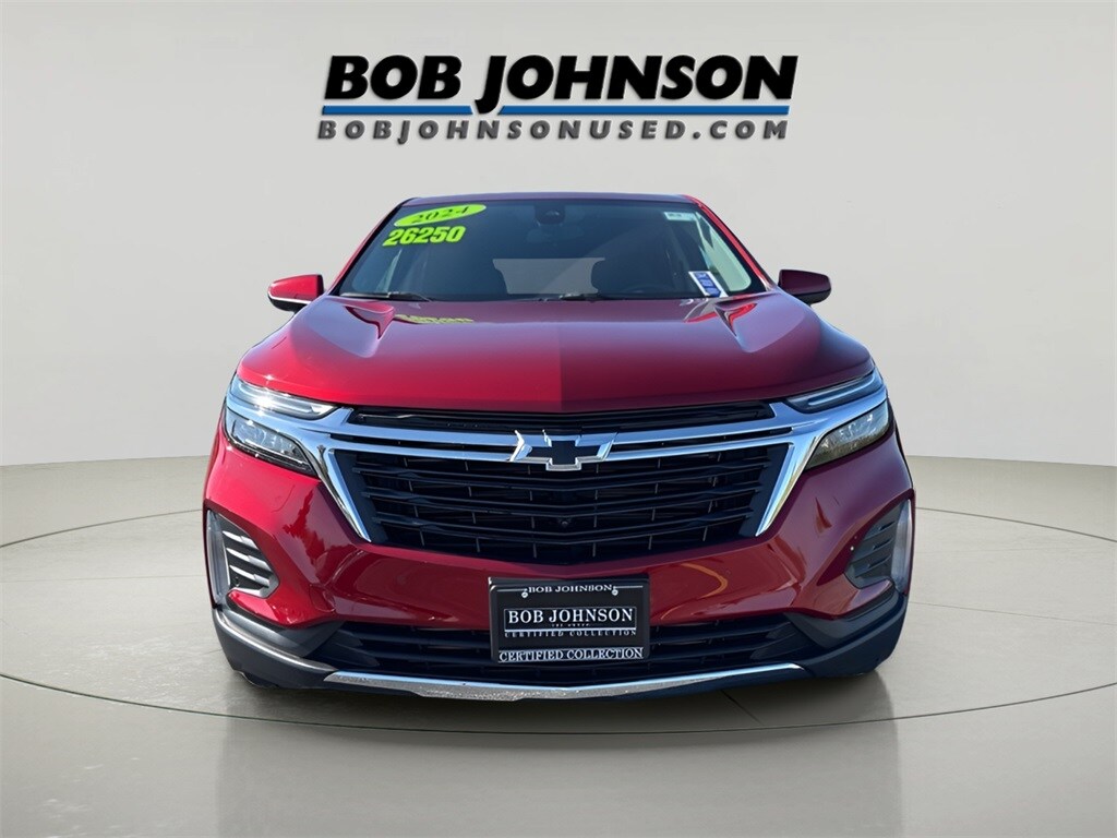 2024 Chevrolet Equinox LT photo 2