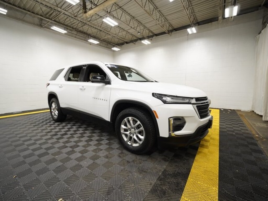 Certified 2023 Chevrolet Traverse LS SUV