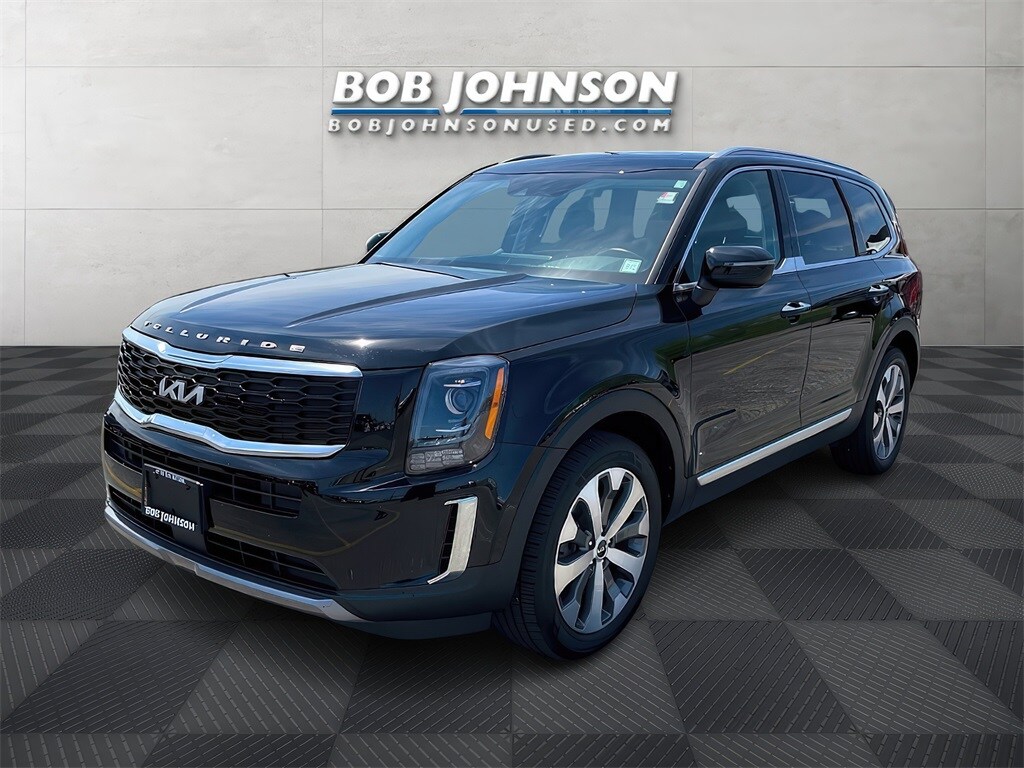2022 Kia Telluride S photo 3