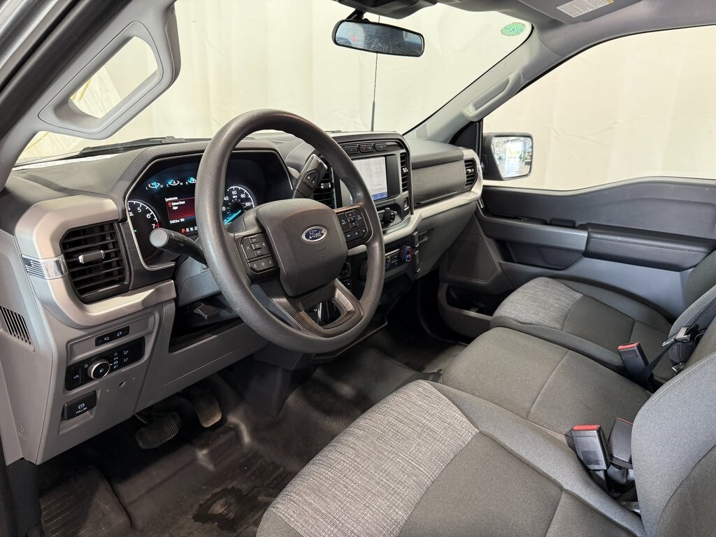 2023 Ford F-150 XLT photo 3