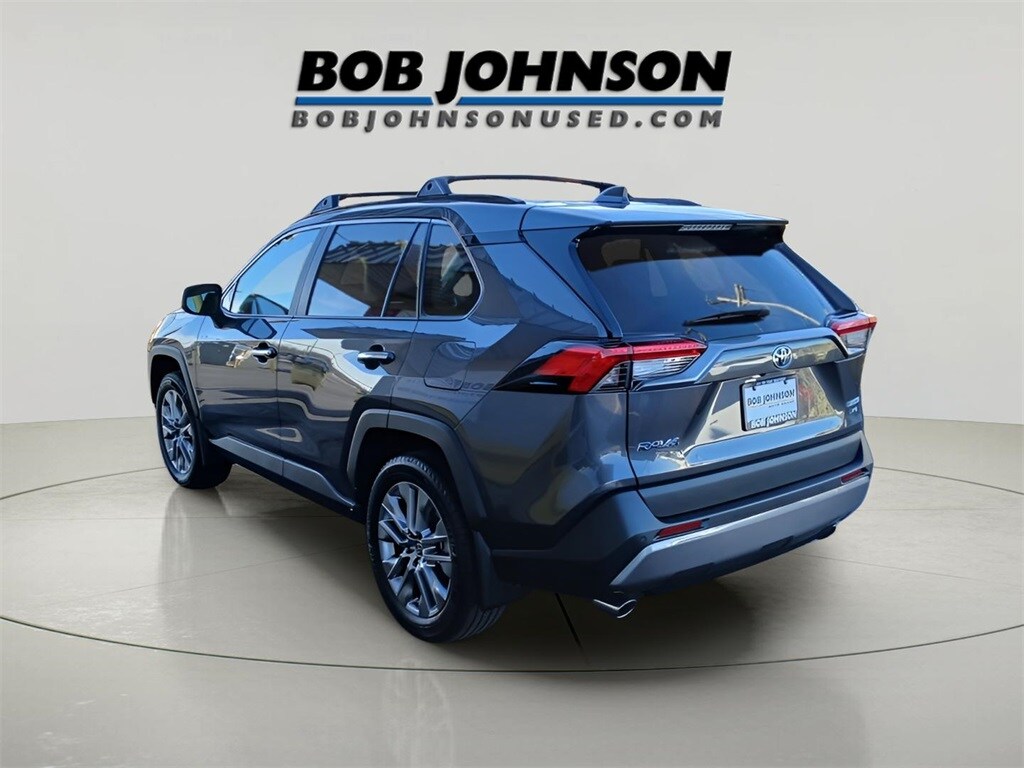 2025 Toyota RAV4 Limited photo 3