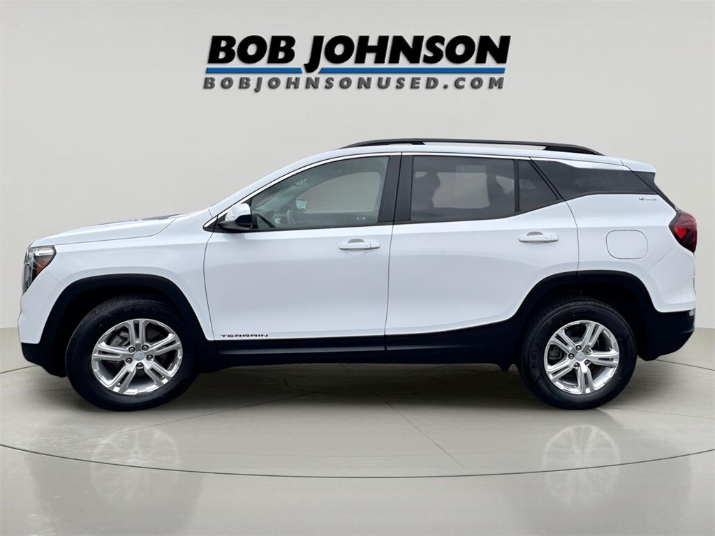 2022 Gmc Terrain SLE photo 2