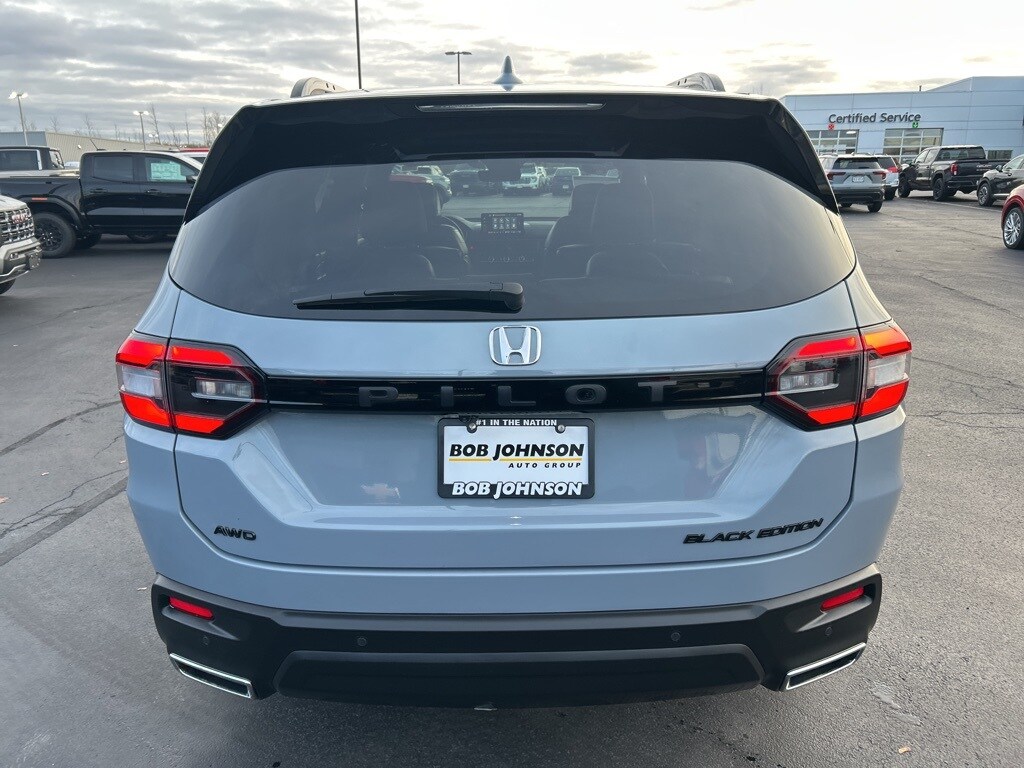 Certified 2025 Honda Pilot Black Edition SUV