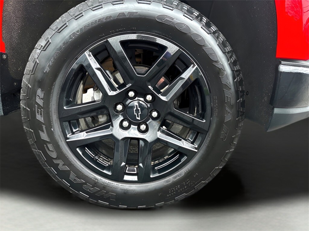 2022 Chevrolet Silverado 1500 LT Trail Boss photo 2