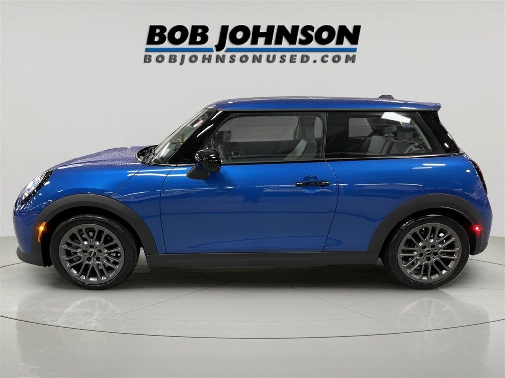2025 Mini Cooper 2 Door Hardtop S photo 3