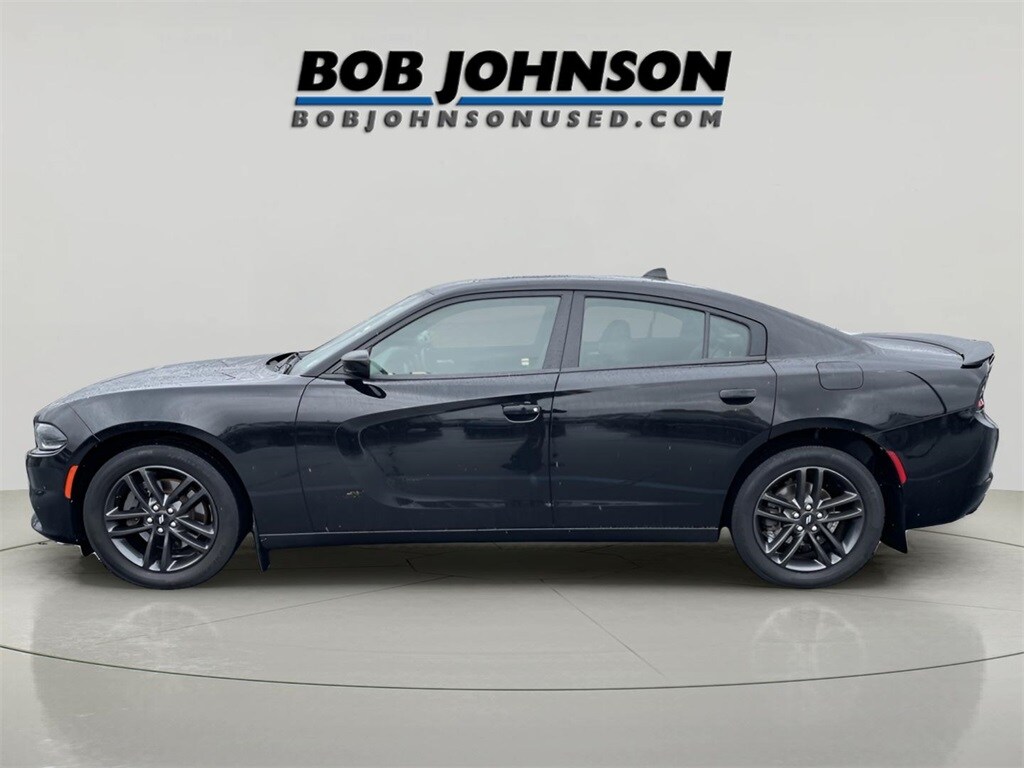 Used 2019 Dodge Charger SXT Sedan