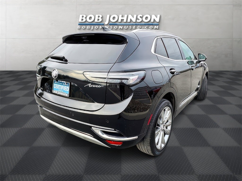 2023 Buick Envision Avenir photo 3