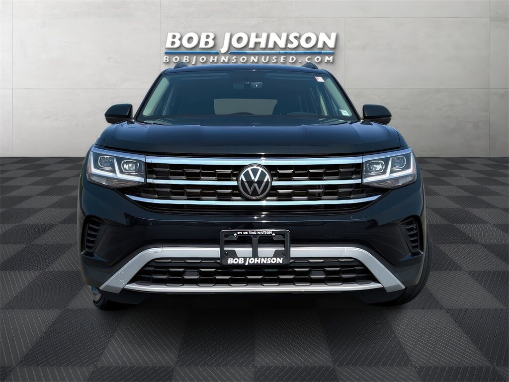 2022 Volkswagen Atlas SE photo 2