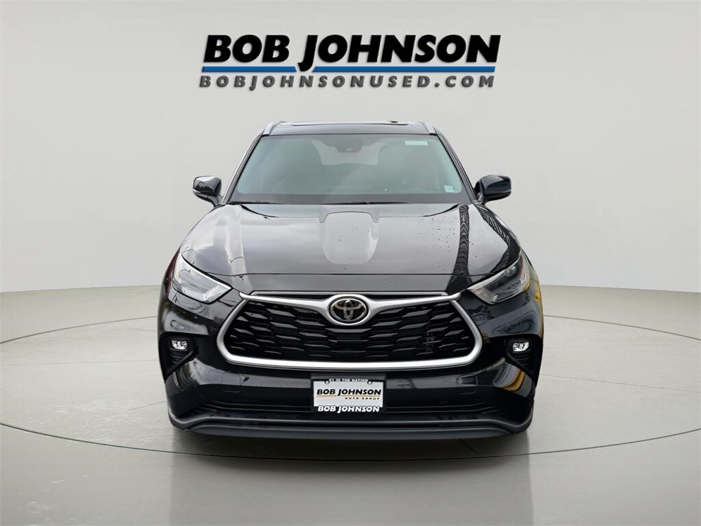 Used 2023 Toyota Highlander XLE SUV