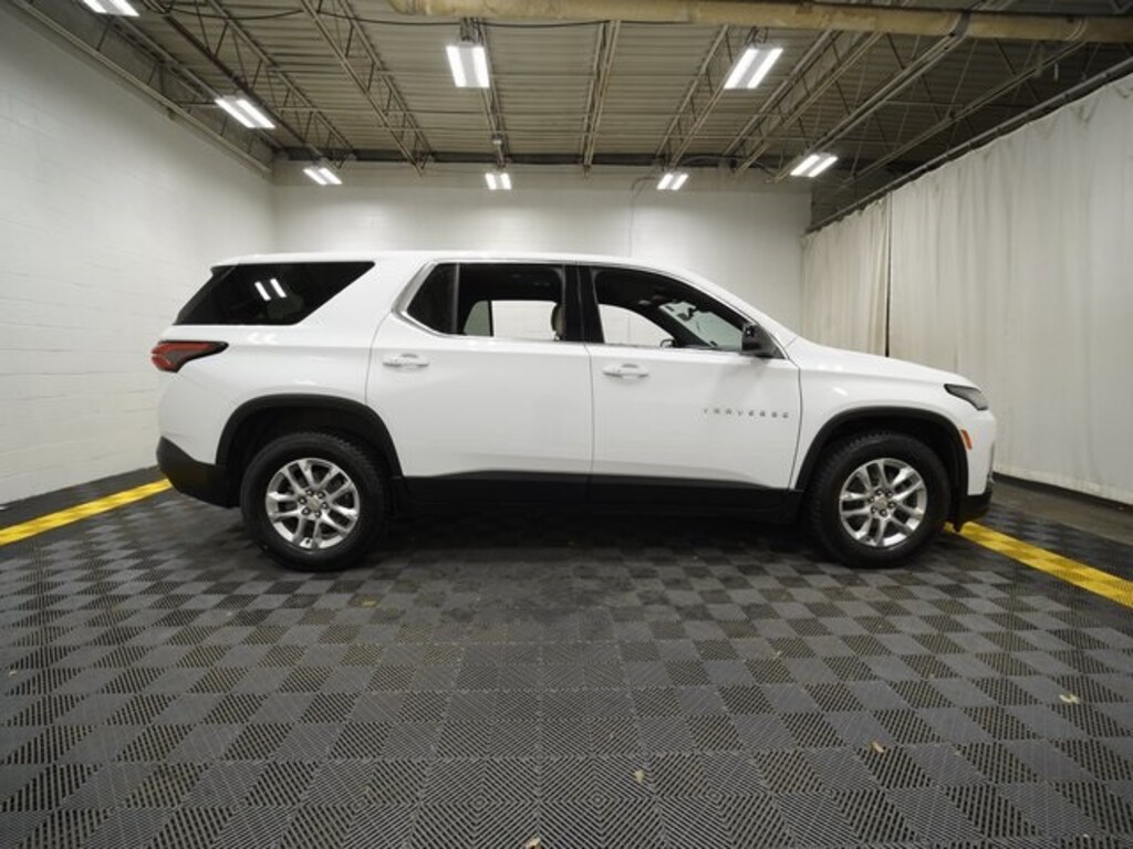Certified 2023 Chevrolet Traverse LS SUV