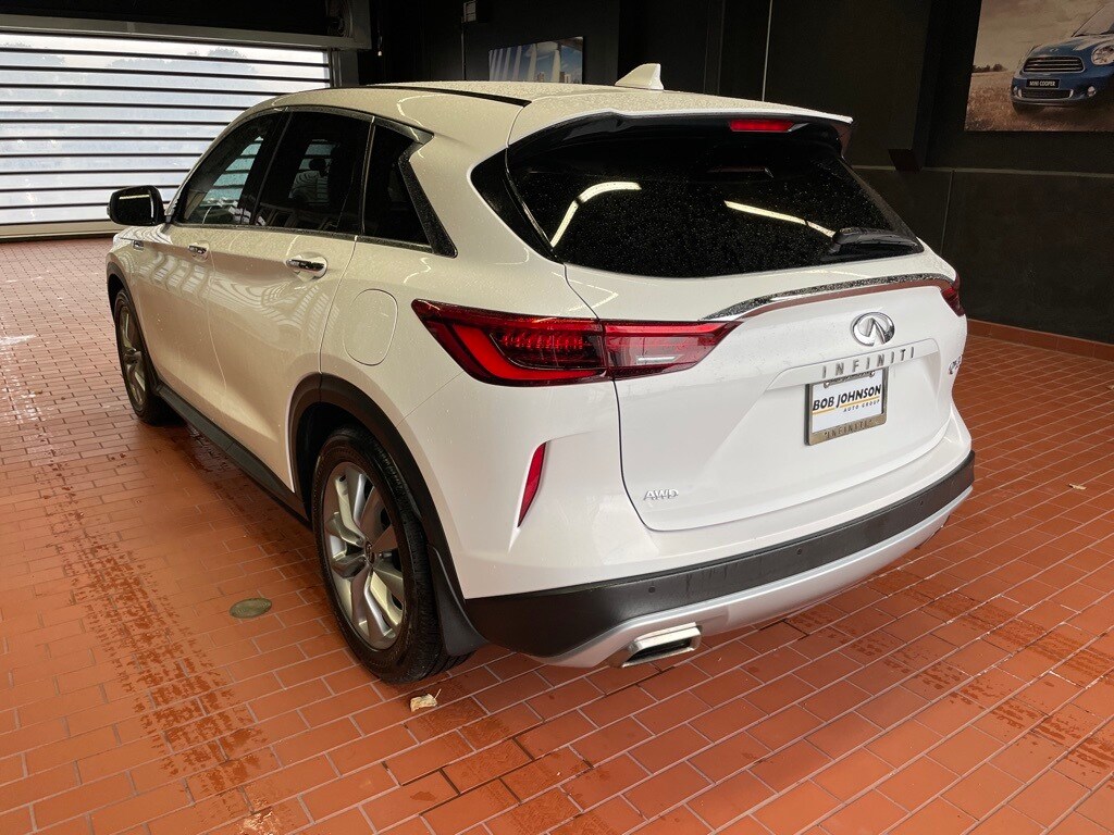 2021 Infiniti QX50 PURE AWD photo 2