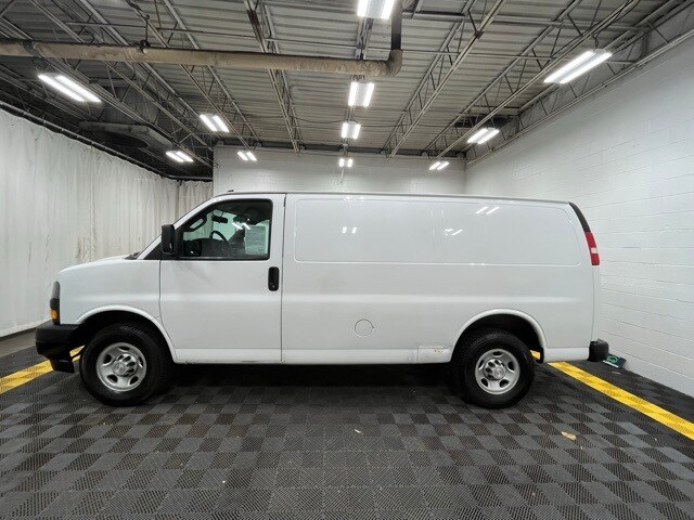 2018 Chevrolet Express 2500 Work Van Cargo photo 4