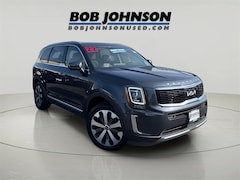 2022 Kia Telluride S SUV