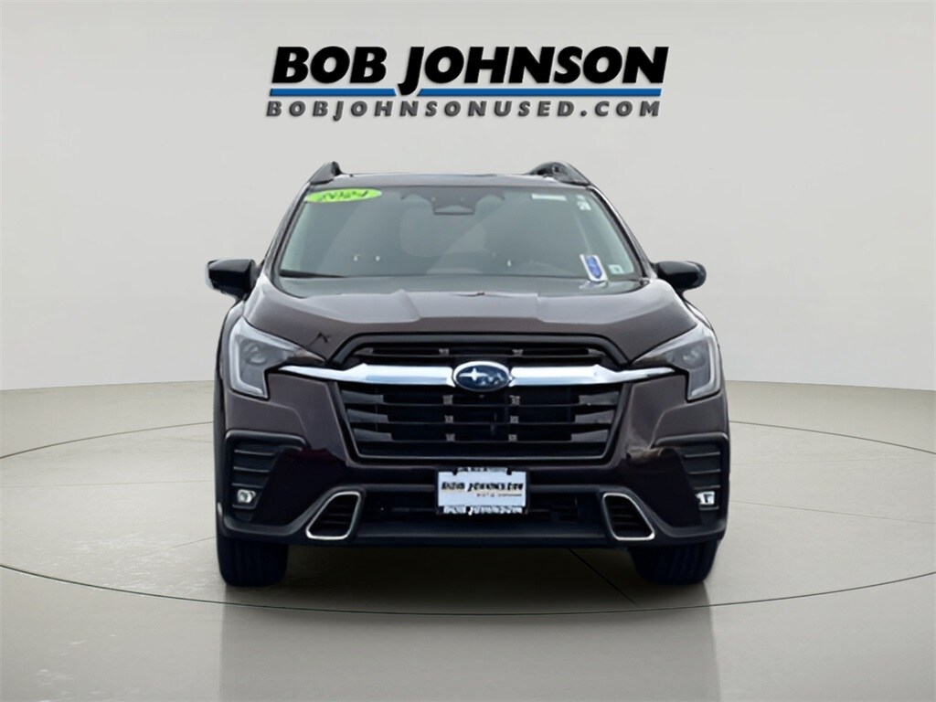 2024 Subaru Ascent Touring photo 2