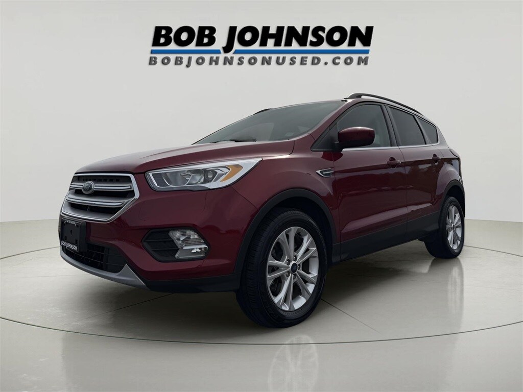2019 Ford Escape SEL photo 3
