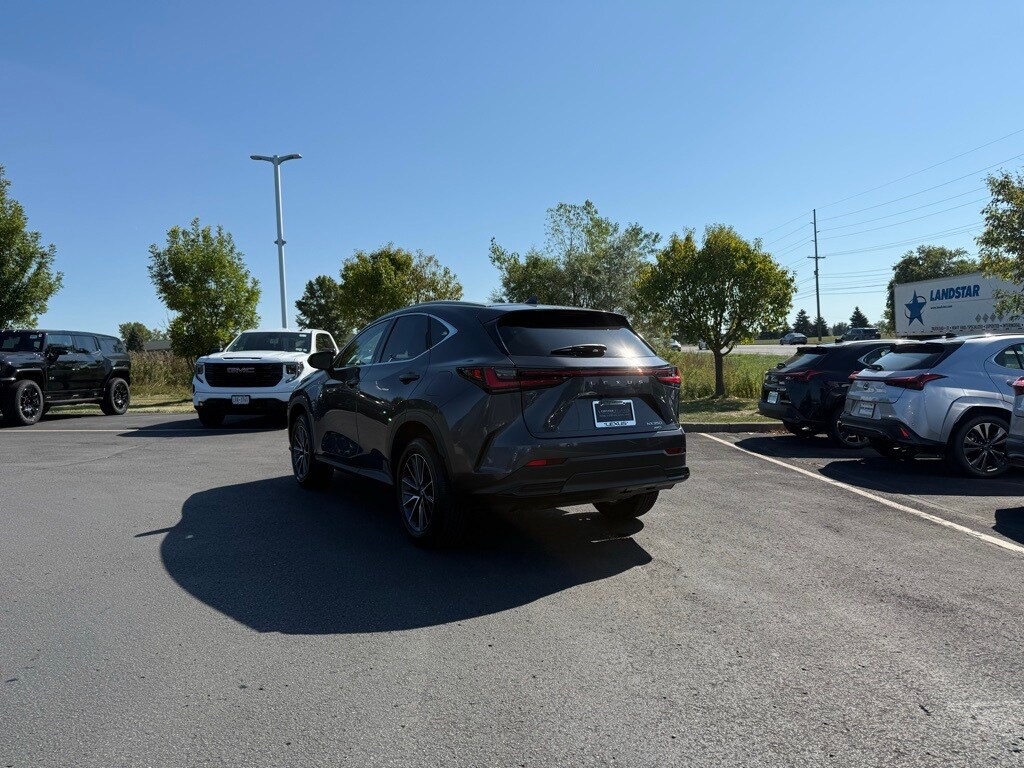 2025 Lexus NX 350 Premium photo 2
