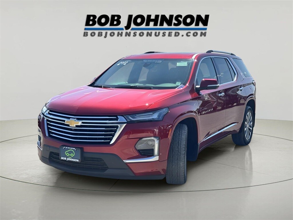 2023 Chevrolet Traverse Premier photo 3