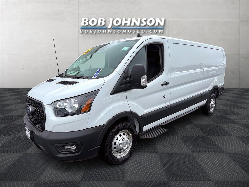 2023 Ford Transit photo 2