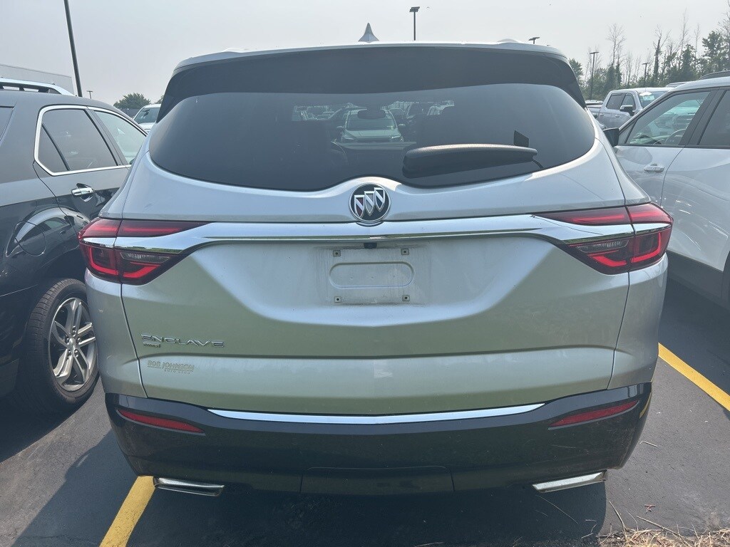 2021 Buick Enclave Premium photo 3
