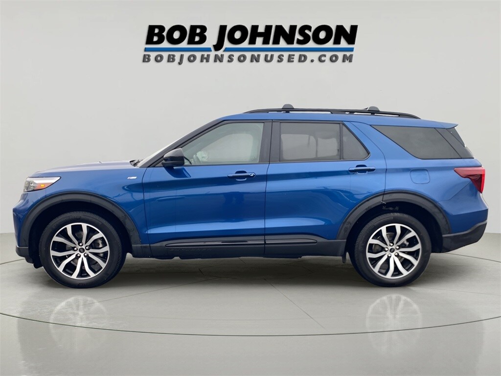 2023 Ford Explorer ST-Line photo 2