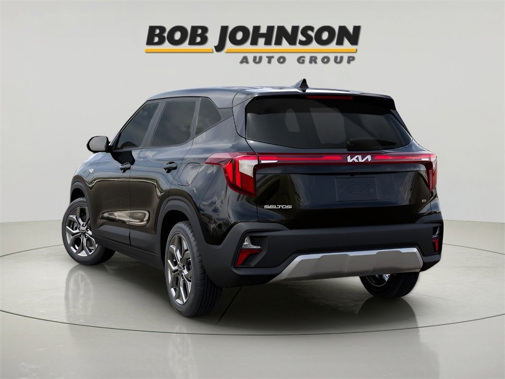 New 2026 Kia Seltos LX SUV