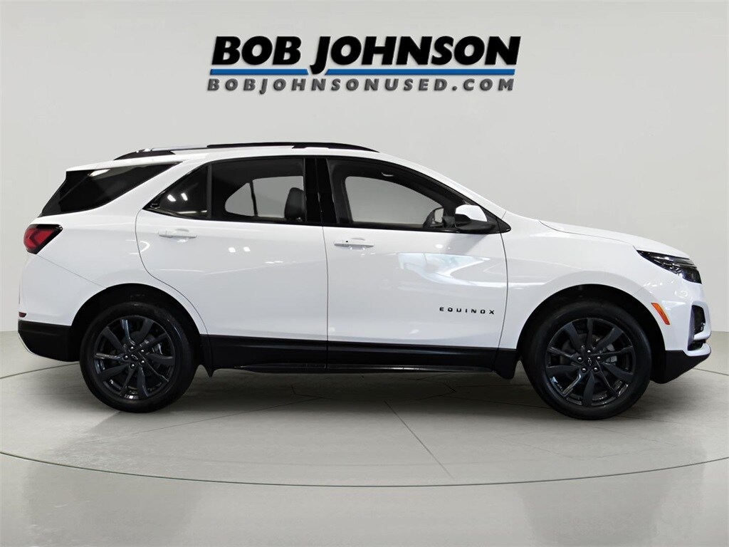 2023 Chevrolet Equinox RS photo 3