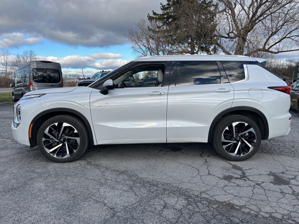 Used 2023 Mitsubishi Outlander Phev SEL SUV