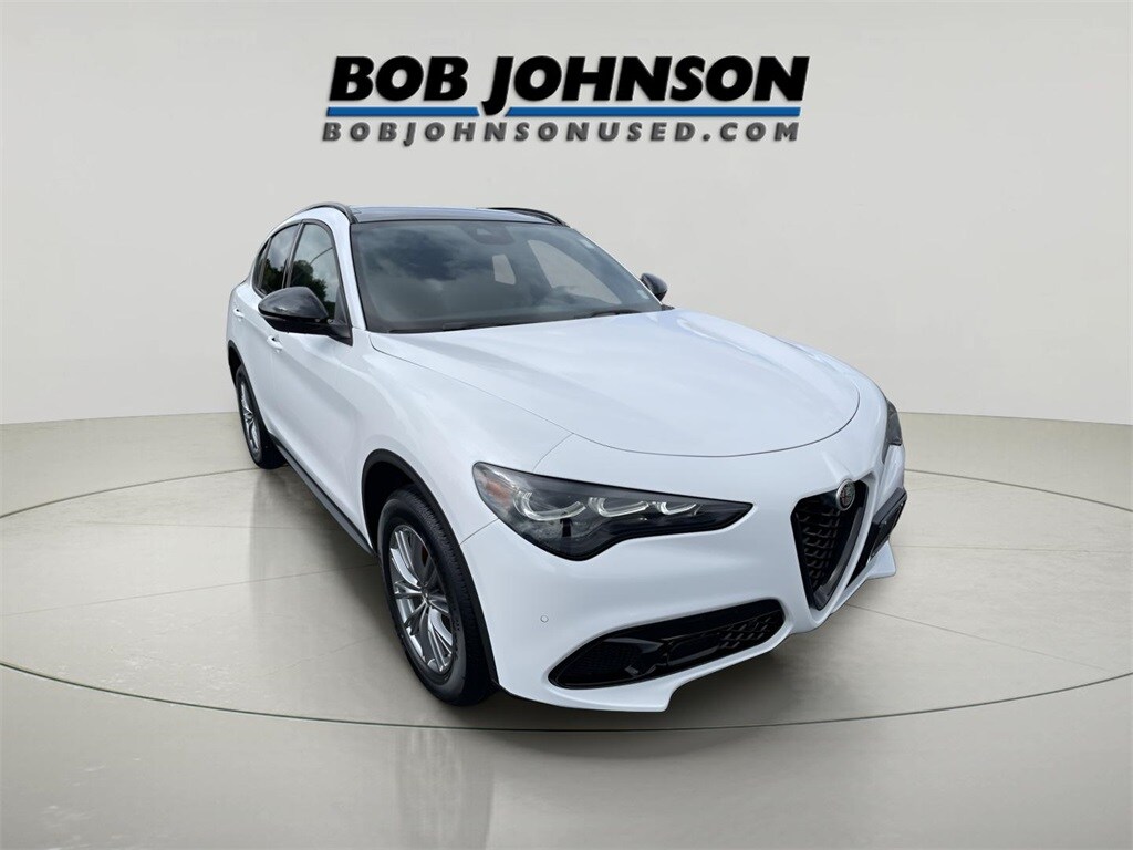 Used 2024 Alfa Romeo Stelvio Sprint SUV