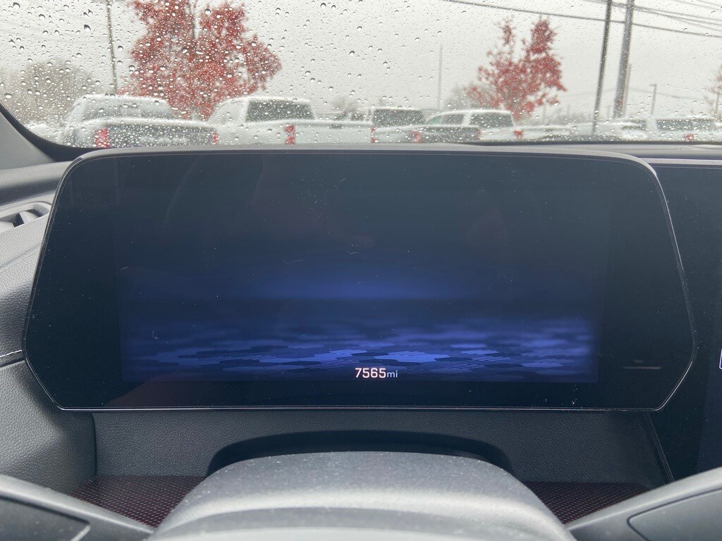 Used 2024 Chevrolet Traverse Z71 SUV