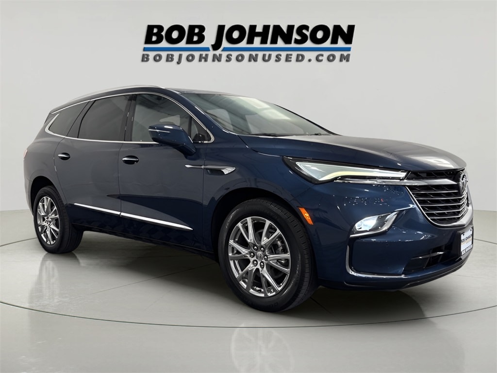 Used 2023 Buick Enclave Essence SUV