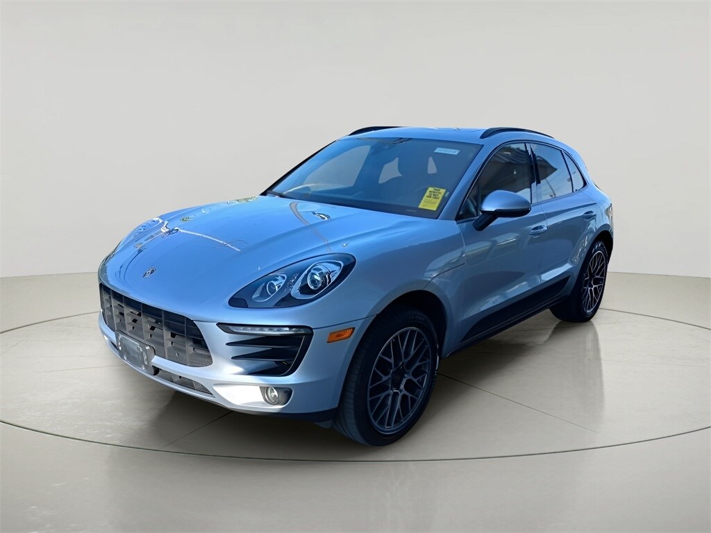 2018 Porsche Macan Base photo 3